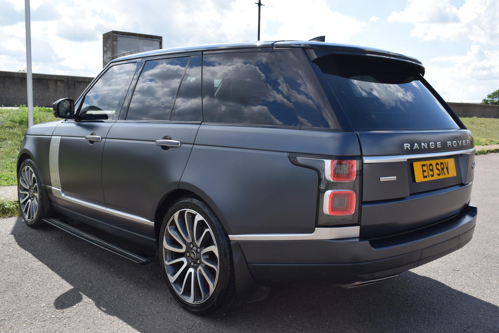 Land Rover Range Rover 5.0 P525 V8 Autobiography SUV 5dr Petrol Auto 4WD Euro 6 (s/s) (525 ps)