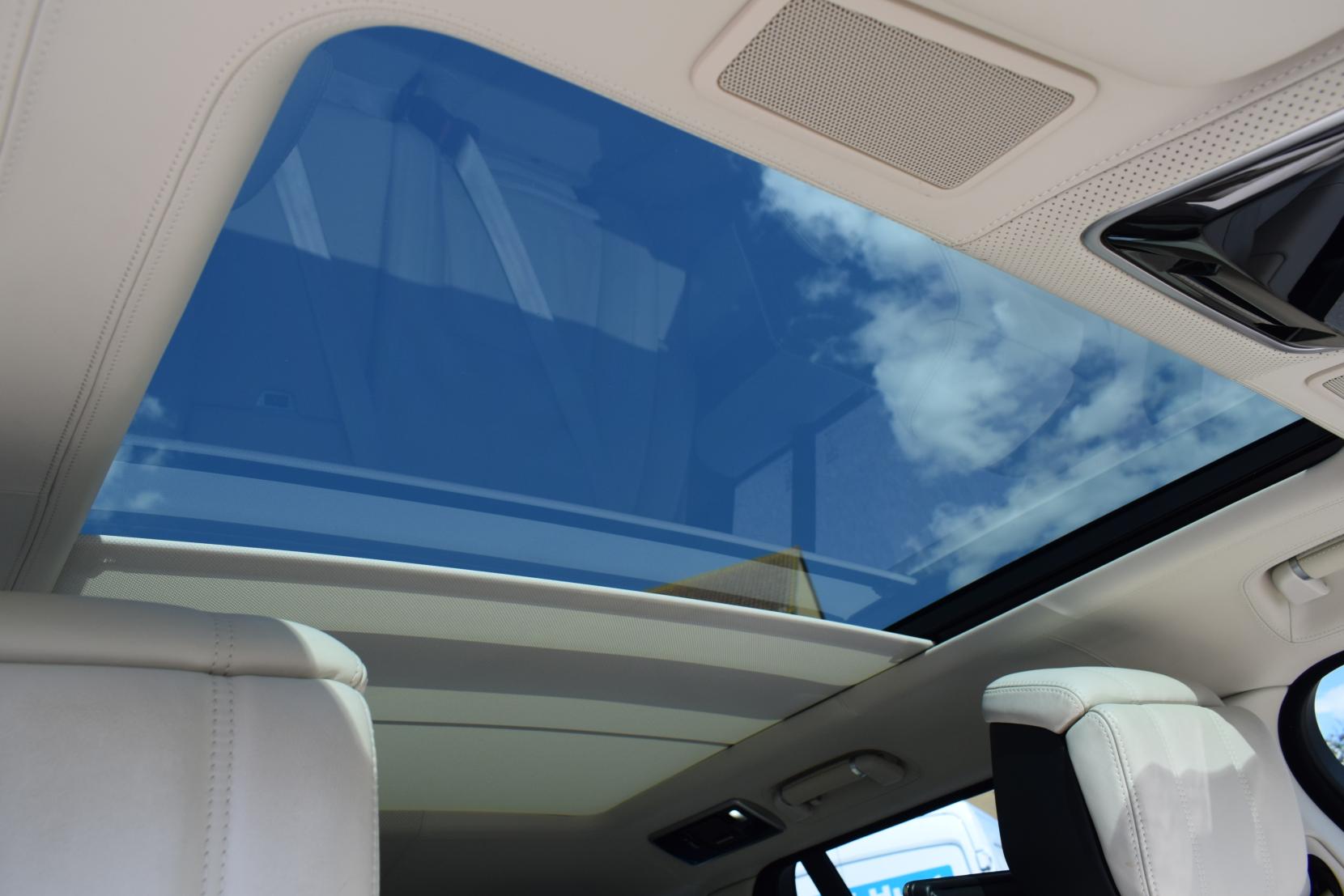 Land Rover Range Rover 5.0 P525 V8 Autobiography SUV 5dr Petrol Auto 4WD Euro 6 (s/s) (525 ps)