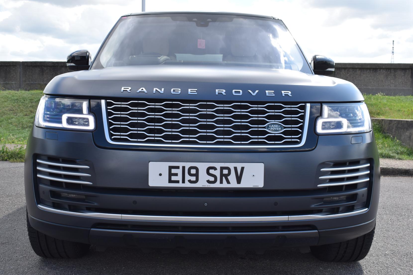 Land Rover Range Rover 5.0 P525 V8 Autobiography SUV 5dr Petrol Auto 4WD Euro 6 (s/s) (525 ps)