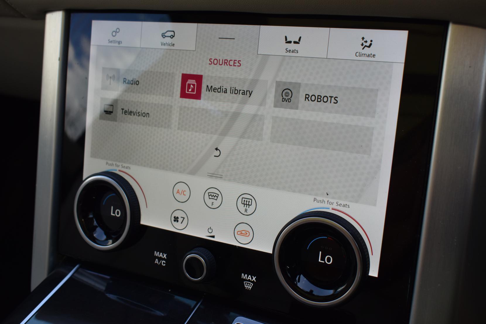 Land Rover Range Rover 5.0 P525 V8 Autobiography SUV 5dr Petrol Auto 4WD Euro 6 (s/s) (525 ps)