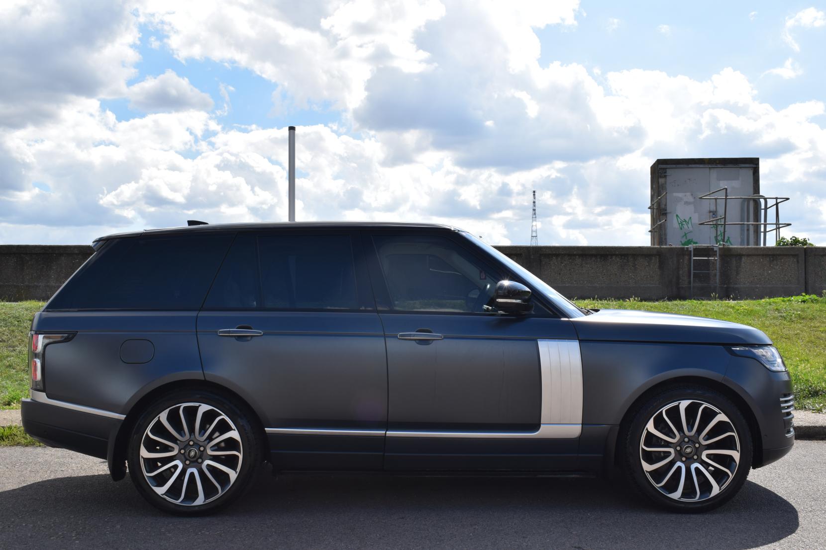 Land Rover Range Rover 5.0 P525 V8 Autobiography SUV 5dr Petrol Auto 4WD Euro 6 (s/s) (525 ps)