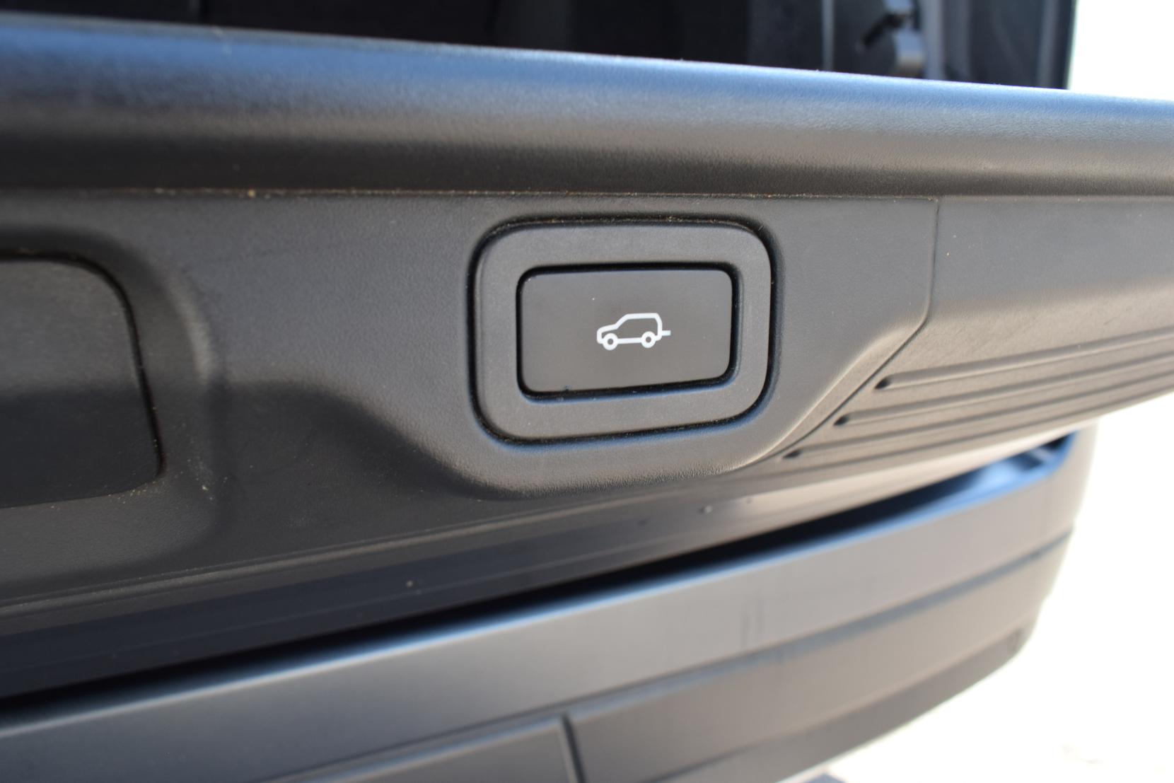 Land Rover Range Rover 5.0 P525 V8 Autobiography SUV 5dr Petrol Auto 4WD Euro 6 (s/s) (525 ps)