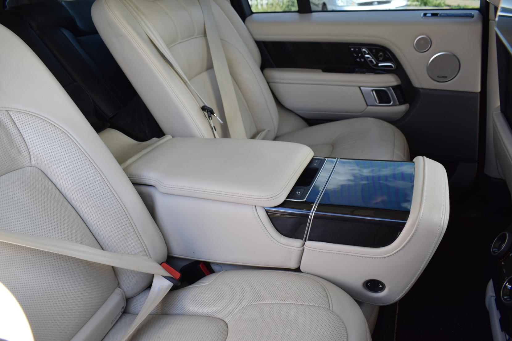 Land Rover Range Rover 5.0 P525 V8 Autobiography SUV 5dr Petrol Auto 4WD Euro 6 (s/s) (525 ps)