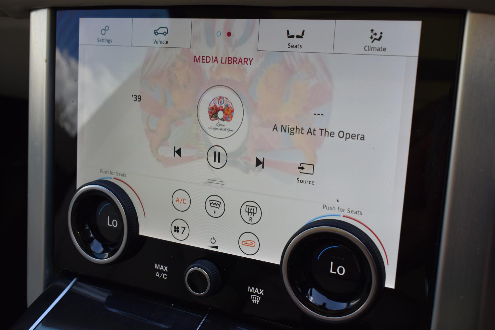 Land Rover Range Rover 5.0 P525 V8 Autobiography SUV 5dr Petrol Auto 4WD Euro 6 (s/s) (525 ps)