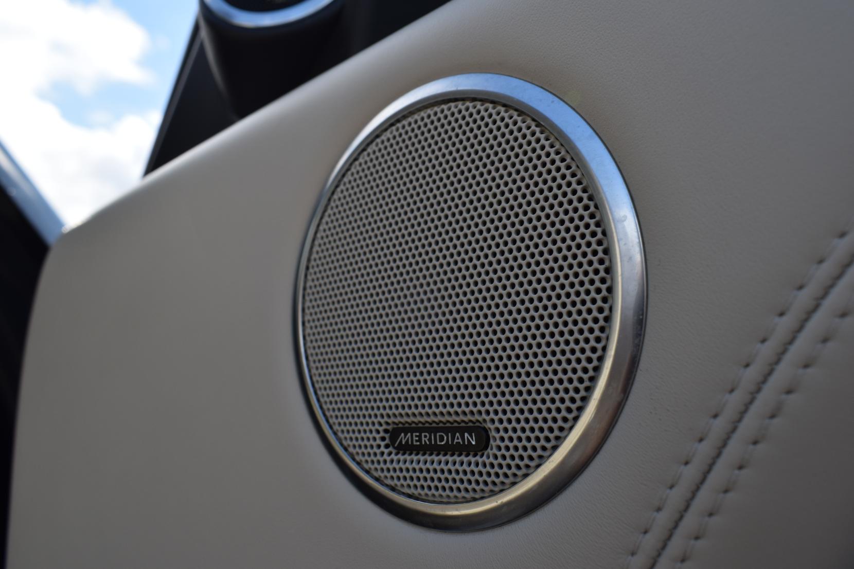 Land Rover Range Rover 5.0 P525 V8 Autobiography SUV 5dr Petrol Auto 4WD Euro 6 (s/s) (525 ps)