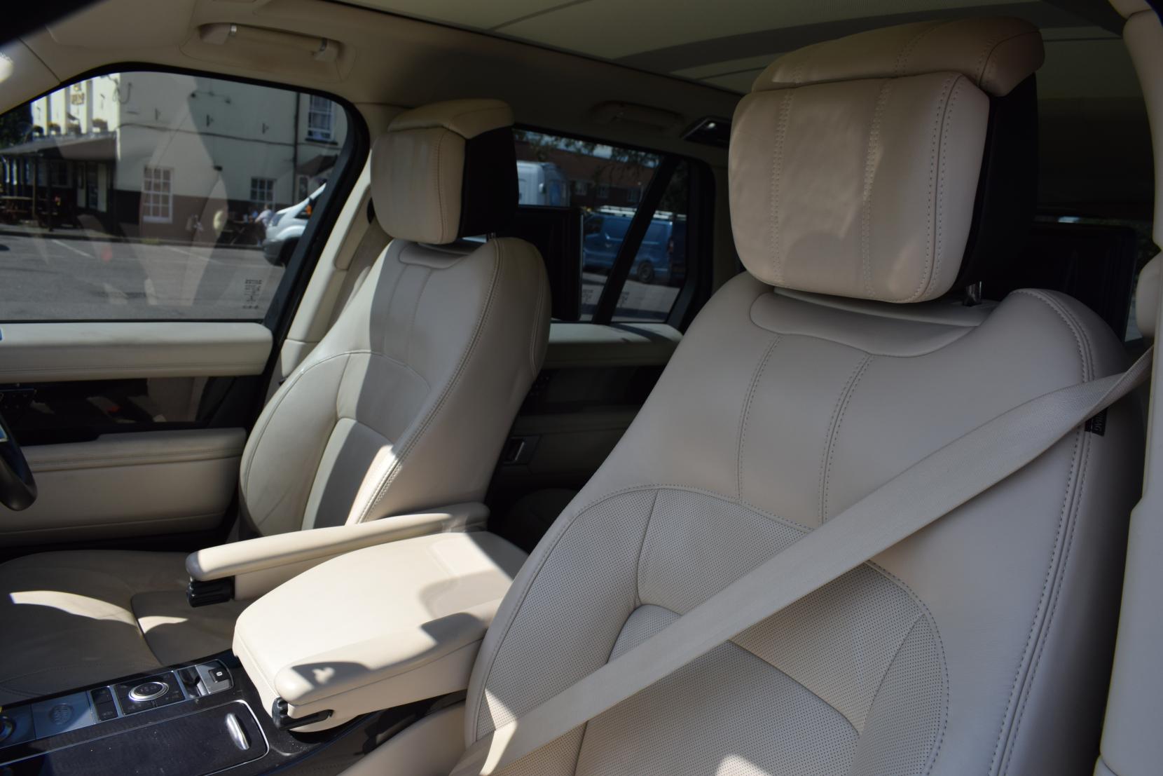 Land Rover Range Rover 5.0 P525 V8 Autobiography SUV 5dr Petrol Auto 4WD Euro 6 (s/s) (525 ps)