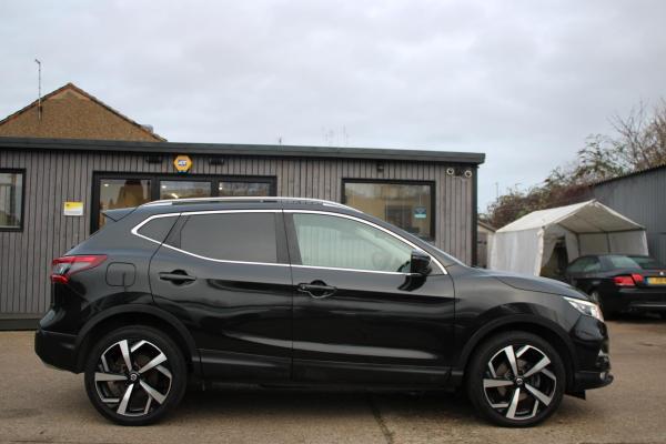 Nissan Qashqai 1.2 DIG-T Tekna SUV 5dr Petrol Manual Euro 6 (s/s) (115 ps)