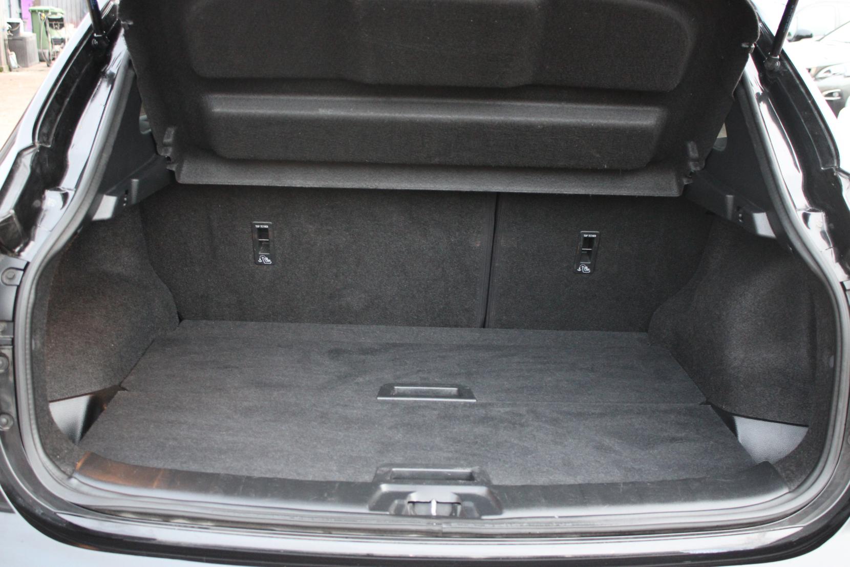 Nissan Qashqai 1.2 DIG-T Tekna SUV 5dr Petrol Manual Euro 6 (s/s) (115 ps)