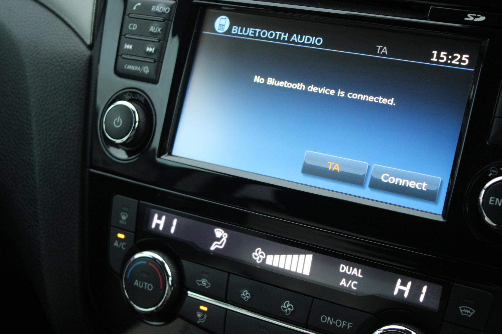 Nissan Qashqai 1.2 DIG-T Tekna SUV 5dr Petrol Manual Euro 6 (s/s) (115 ps)