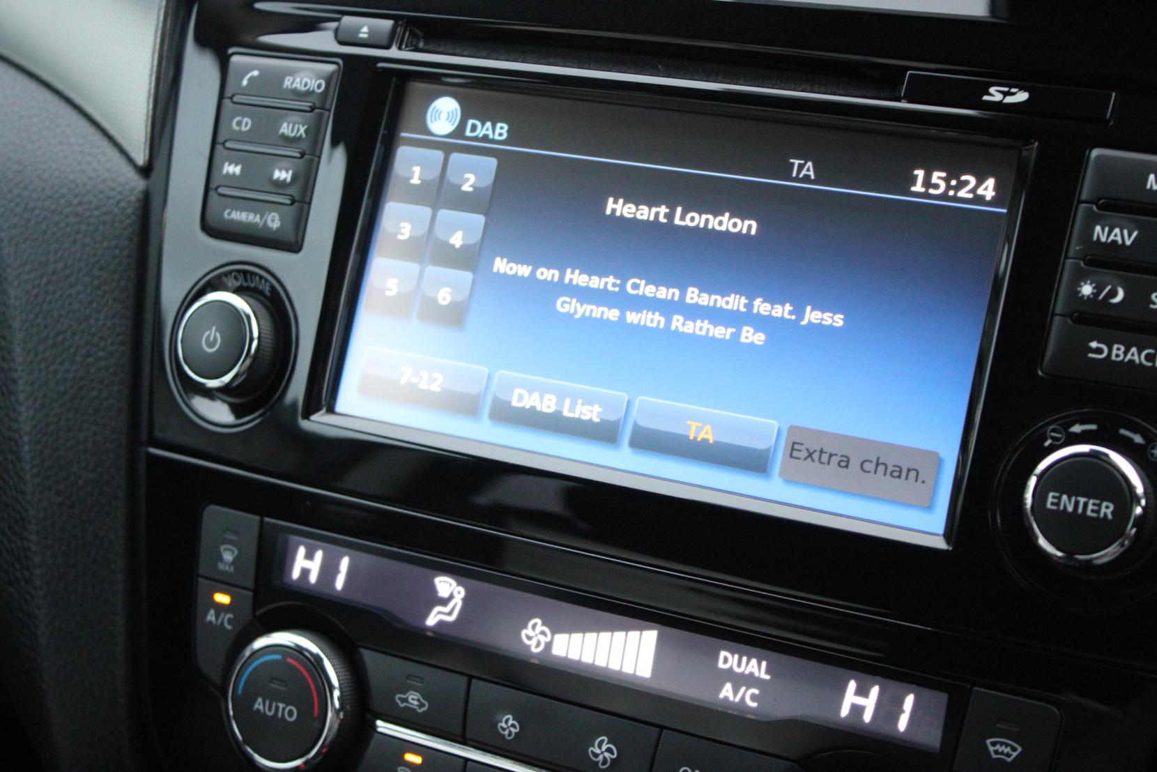 Nissan Qashqai 1.2 DIG-T Tekna SUV 5dr Petrol Manual Euro 6 (s/s) (115 ps)