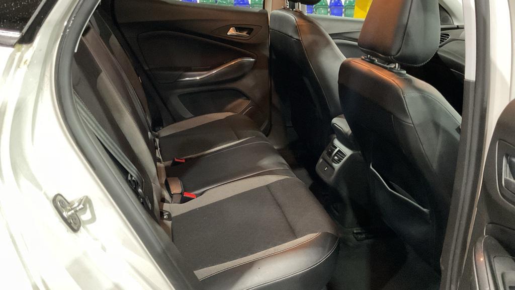 Vauxhall Grandland X 1.2 Turbo GPF Sport Nav SUV 5dr Petrol Manual Euro 6 (s/s) (130 ps)