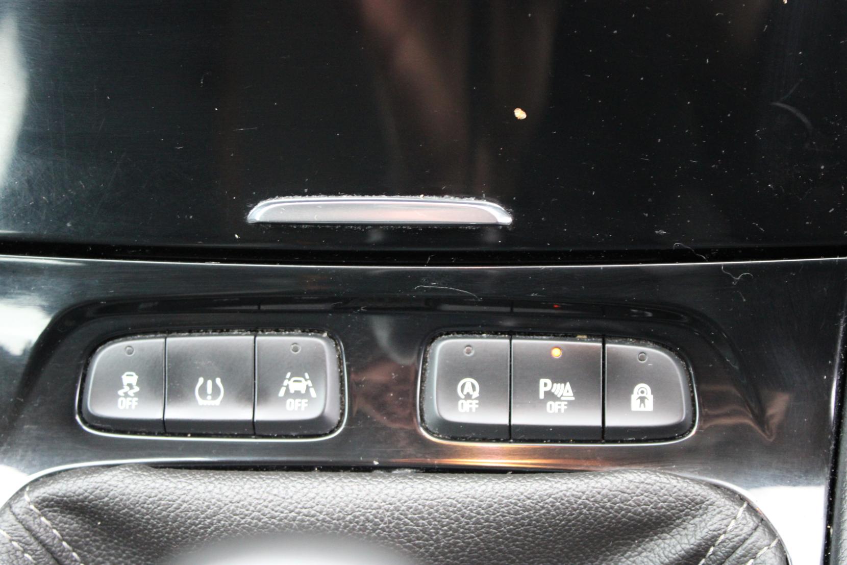 Vauxhall Grandland X 1.2 Turbo GPF Sport Nav SUV 5dr Petrol Manual Euro 6 (s/s) (130 ps)