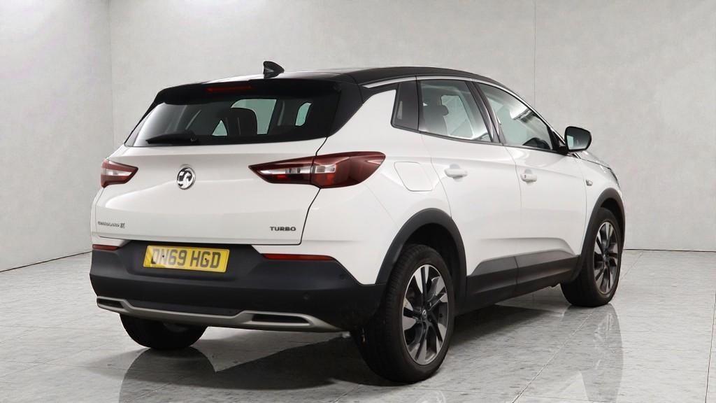 Vauxhall Grandland X 1.2 Turbo GPF Sport Nav SUV 5dr Petrol Manual Euro 6 (s/s) (130 ps)
