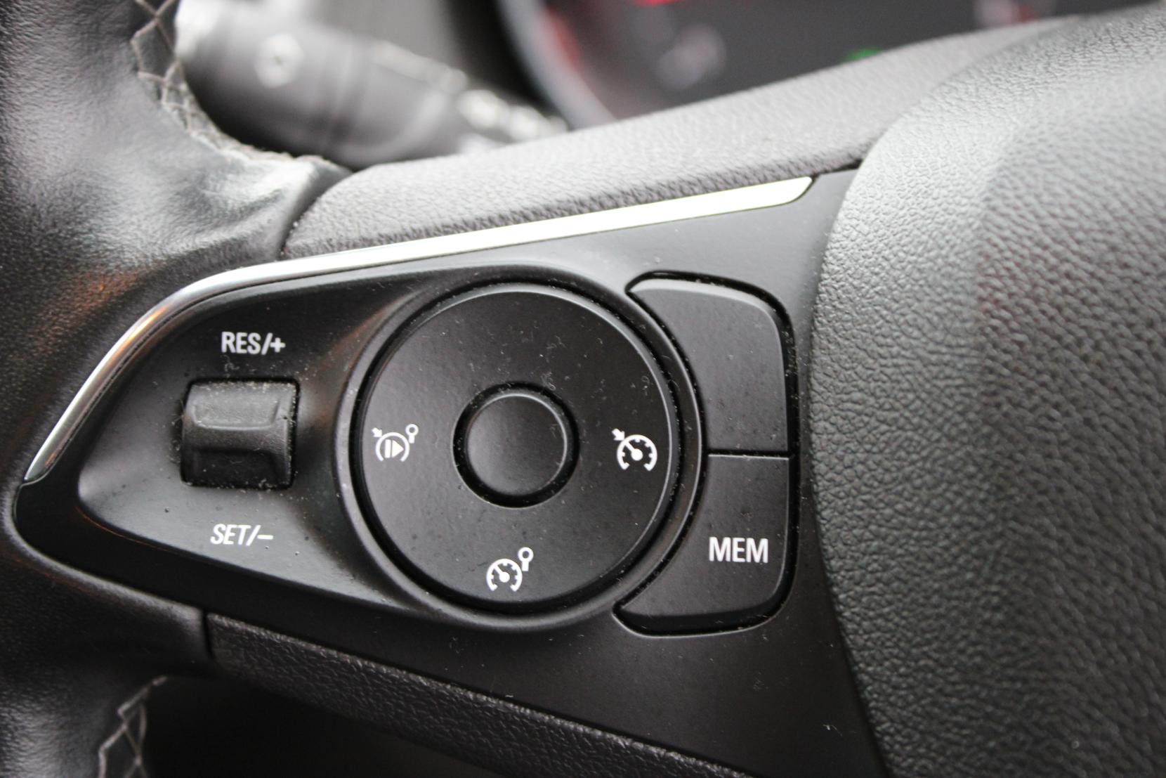 Vauxhall Grandland X 1.2 Turbo GPF Sport Nav SUV 5dr Petrol Manual Euro 6 (s/s) (130 ps)