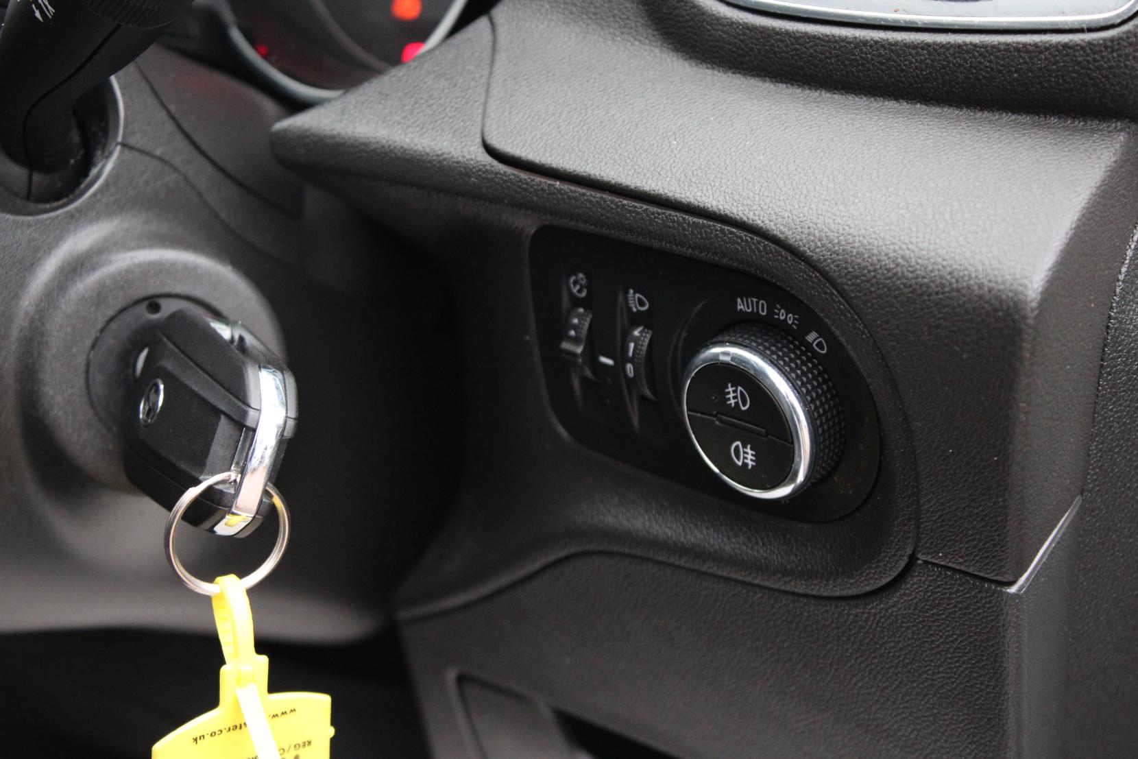 Vauxhall Grandland X 1.2 Turbo GPF Sport Nav SUV 5dr Petrol Manual Euro 6 (s/s) (130 ps)