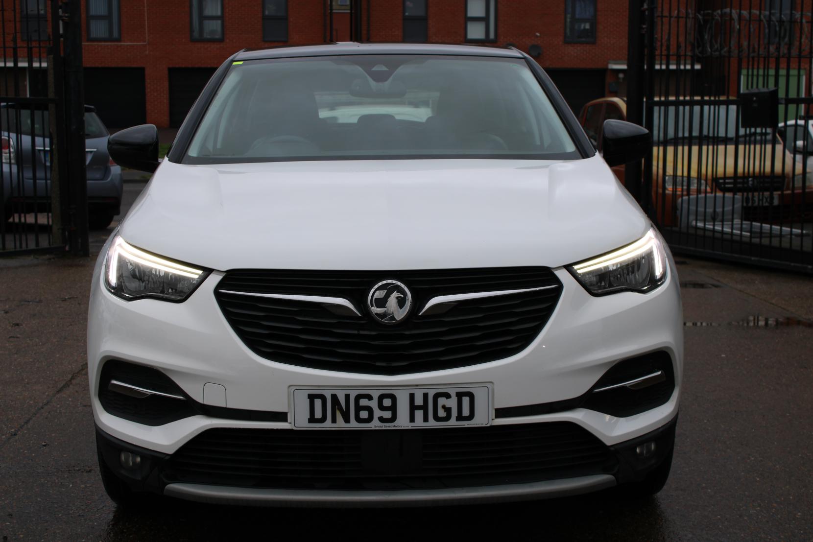 Vauxhall Grandland X 1.2 Turbo GPF Sport Nav SUV 5dr Petrol Manual Euro 6 (s/s) (130 ps)