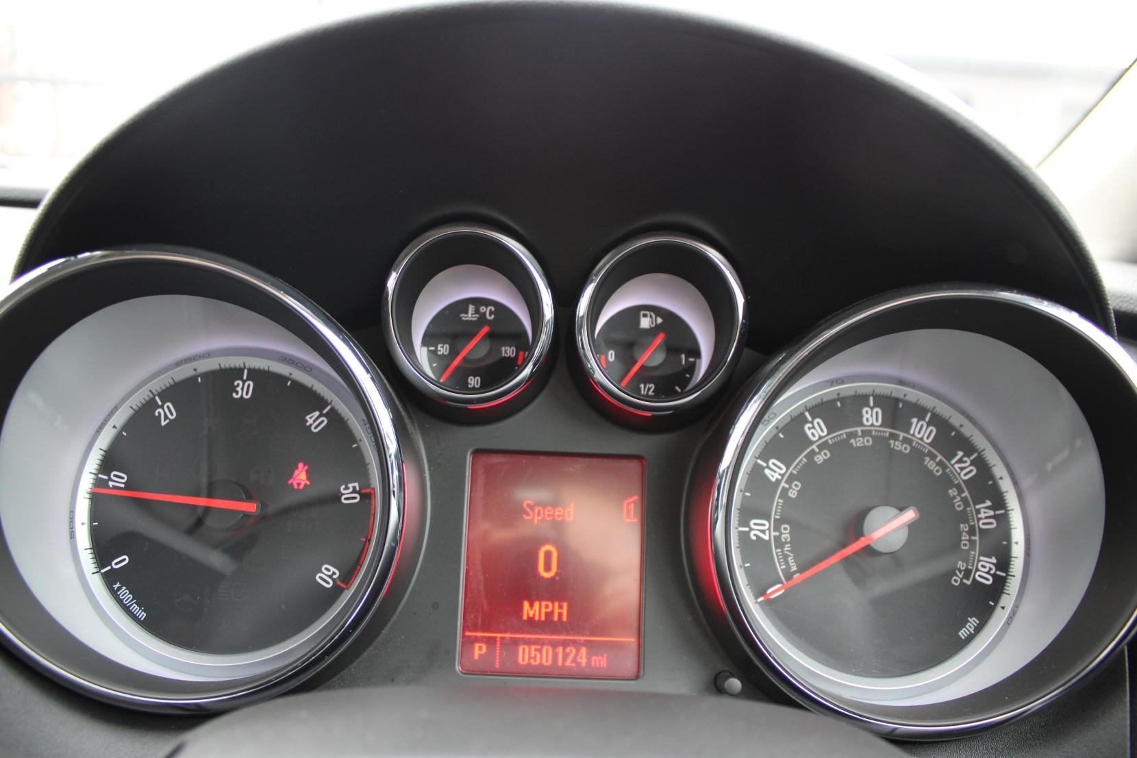 Vauxhall Astra 2.0 CDTi Elite Hatchback 5dr Diesel Auto Euro 5 (165 ps)