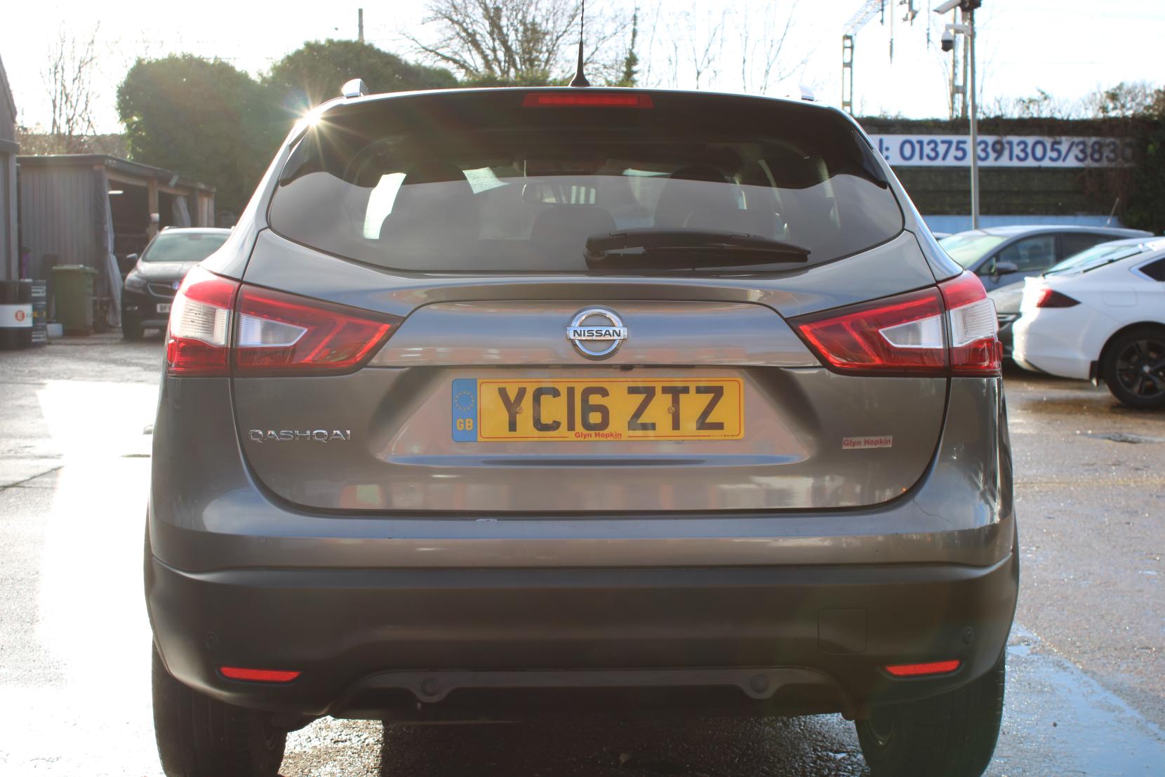 Nissan Qashqai 1.2 DIG-T n-tec+ SUV 5dr Petrol XTRON 2WD Euro 6 (s/s) (115 ps)