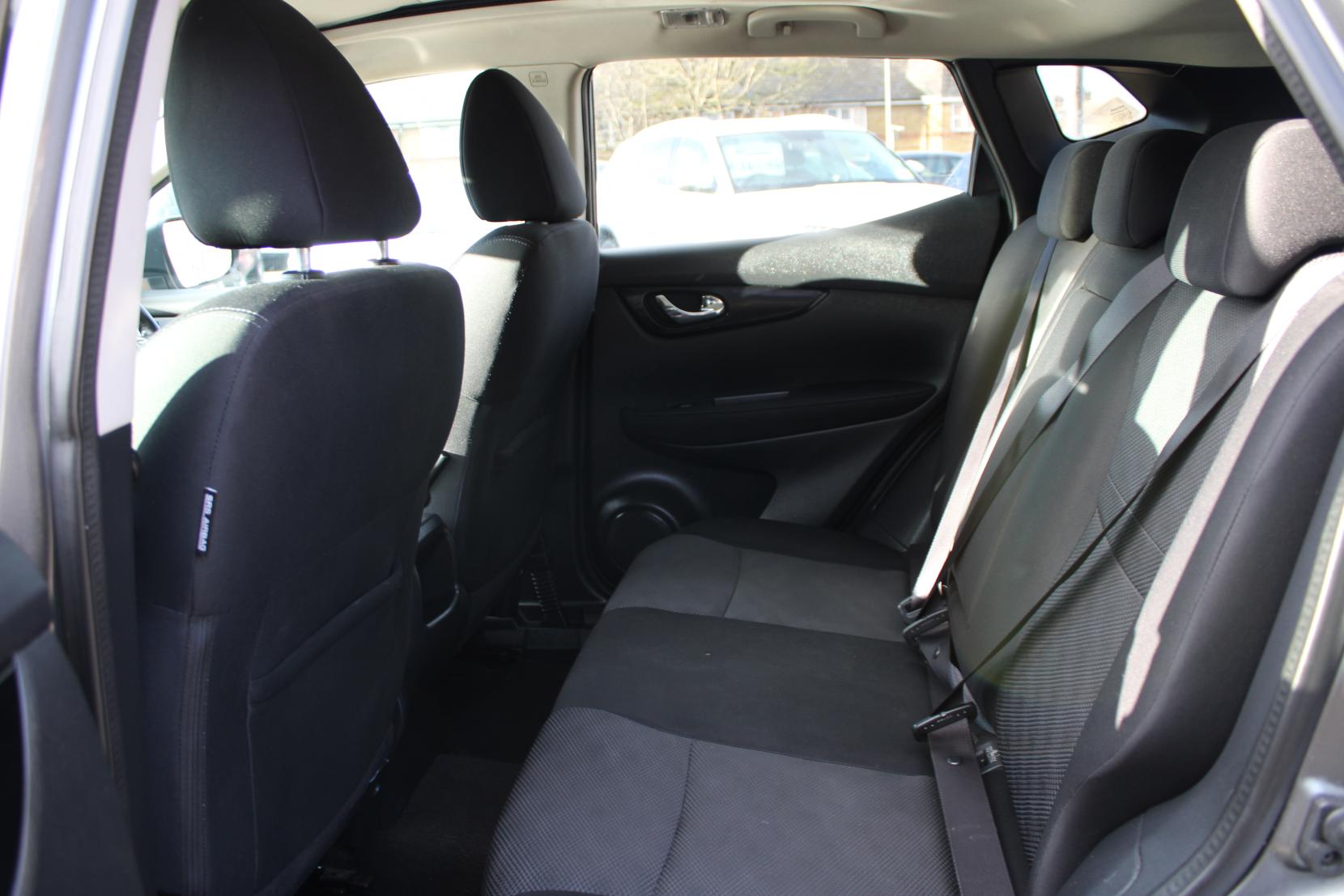 Nissan Qashqai 1.2 DIG-T n-tec+ SUV 5dr Petrol XTRON 2WD Euro 6 (s/s) (115 ps)