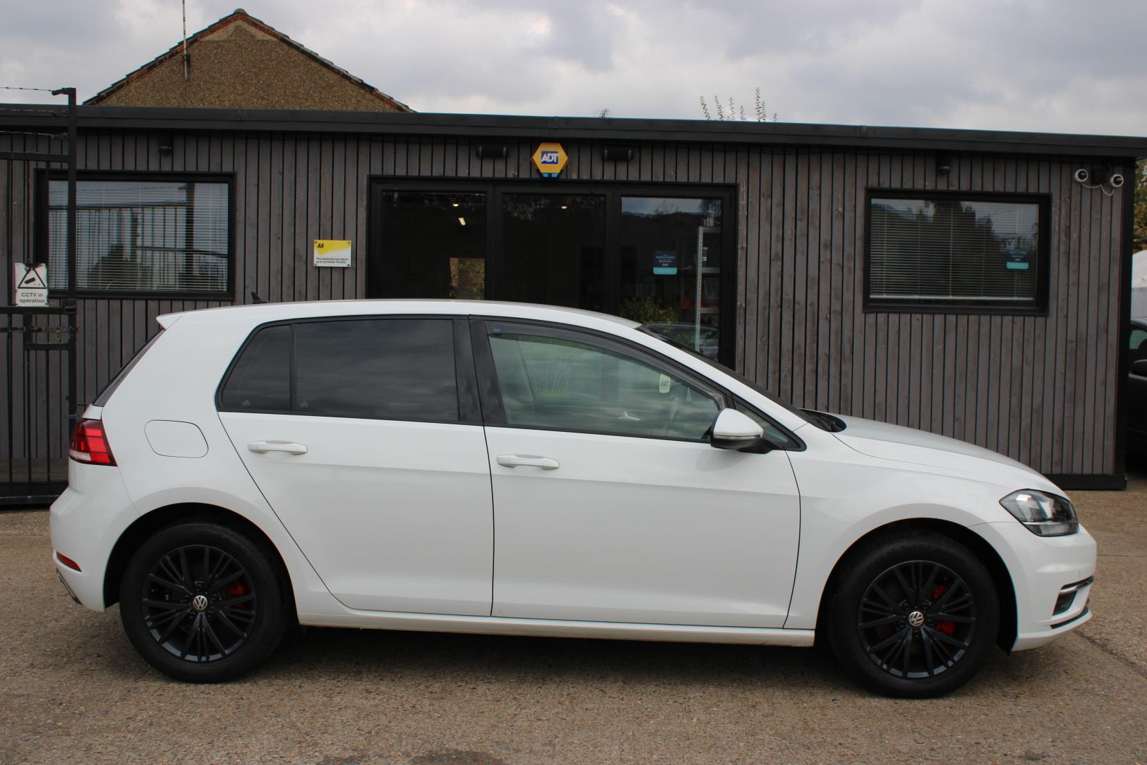 Volkswagen Golf 1.5 TSI EVO SE Nav