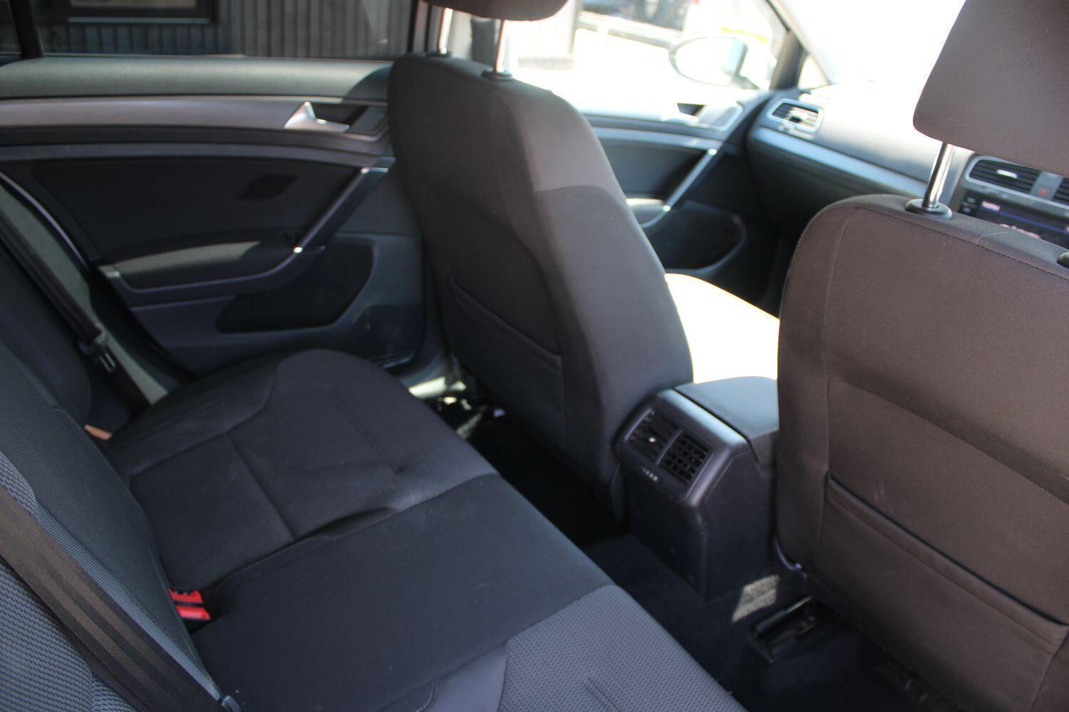 Volkswagen Golf 1.5 TSI EVO SE Nav