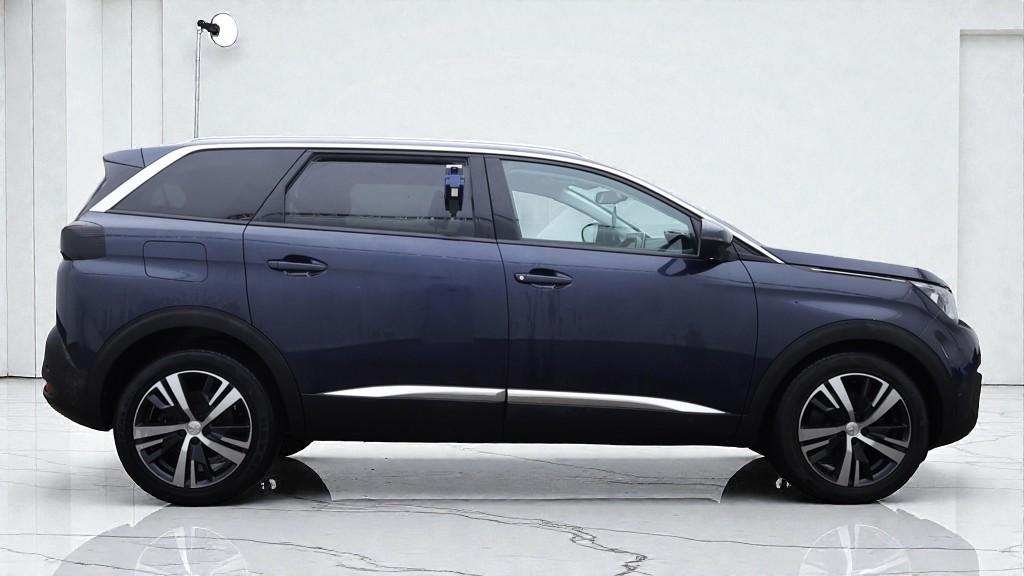 Peugeot 5008 1.2 PureTech Allure SUV 5dr Petrol Manual Euro 6 (s/s) (130 ps)