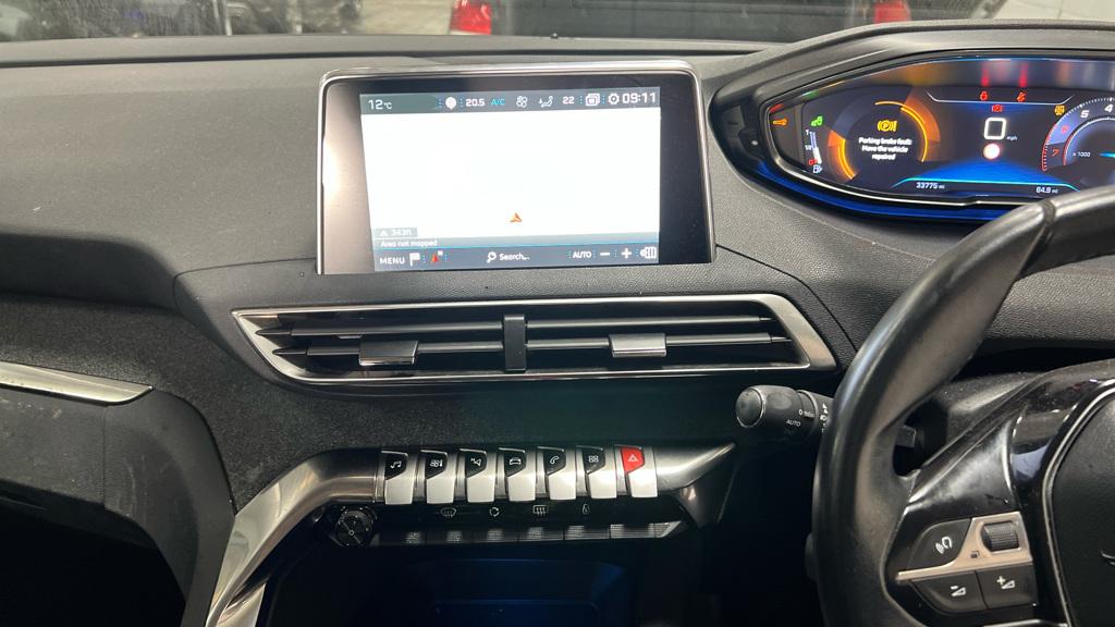 Peugeot 5008 1.2 PureTech Allure SUV 5dr Petrol Manual Euro 6 (s/s) (130 ps)