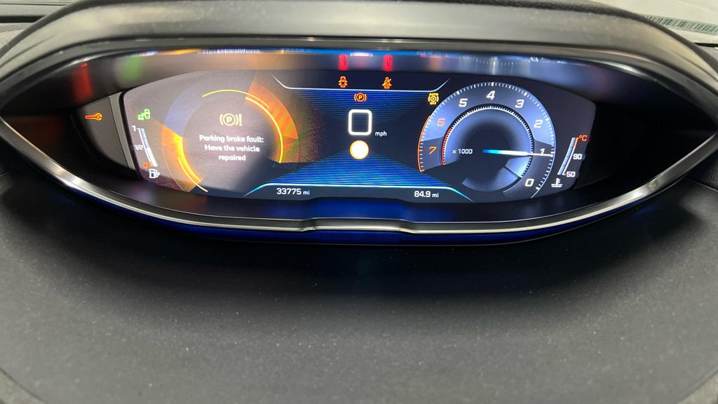 Peugeot 5008 1.2 PureTech Allure SUV 5dr Petrol Manual Euro 6 (s/s) (130 ps)