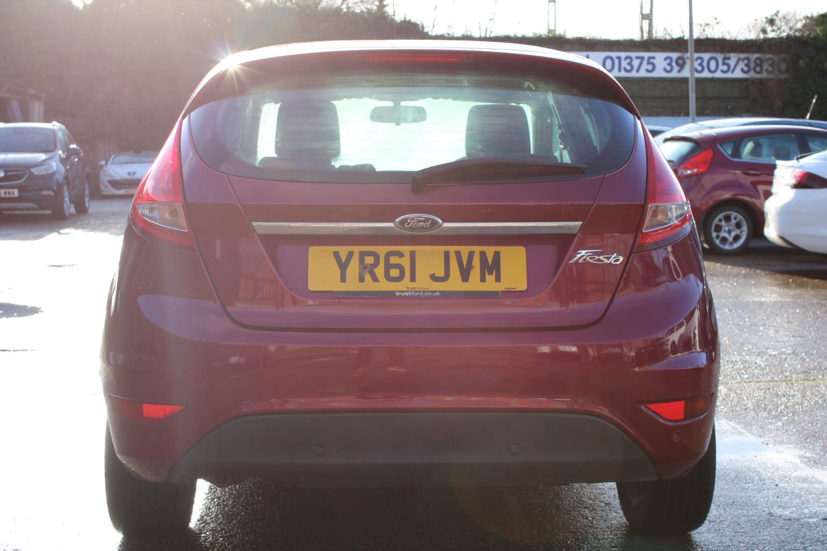 Ford Fiesta 1.4 Zetec Hatchback 5dr Petrol Automatic (154 g/km, 94 bhp)