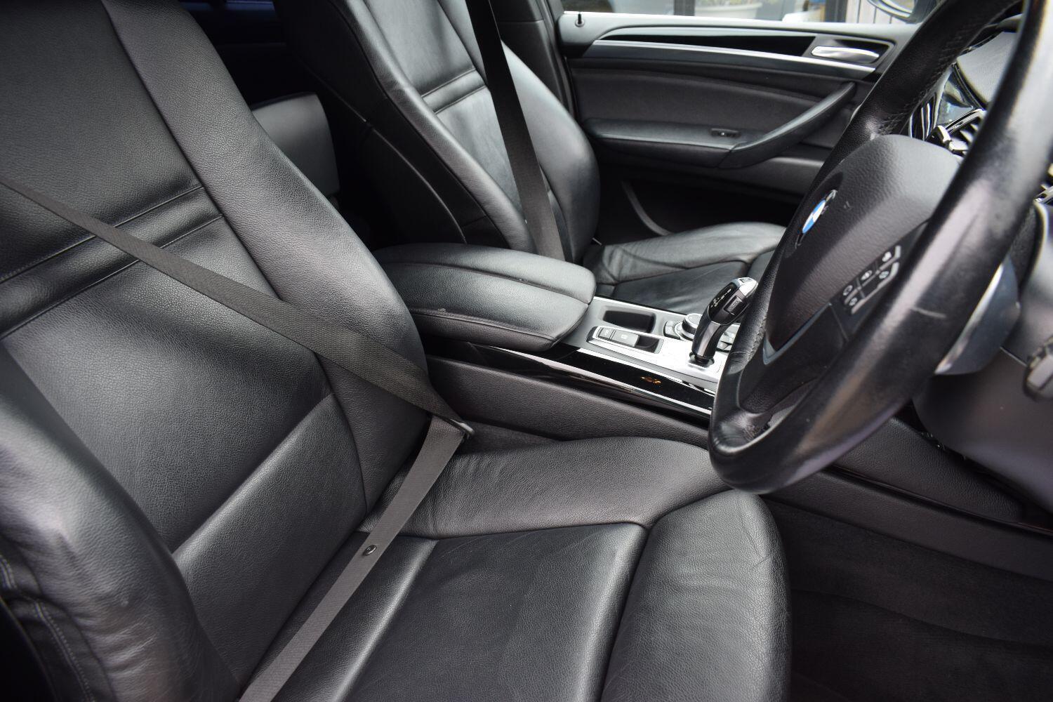 BMW X6 4.4 50i V8 SUV 5dr Petrol Steptronic xDrive Euro 5 (408 ps)