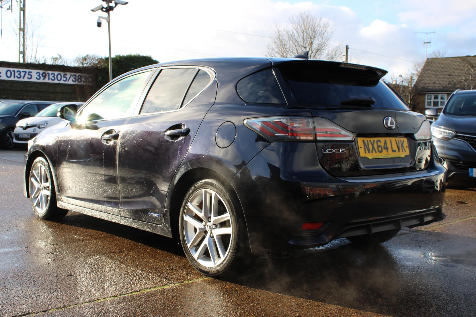 Lexus CT 1.8 200h Advance Hatchback 5dr Petrol Hybrid CVT Euro 6 (s/s) (136 ps)