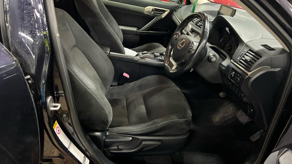 Lexus CT 1.8 200h Advance Hatchback 5dr Petrol Hybrid CVT Euro 6 (s/s) (136 ps)