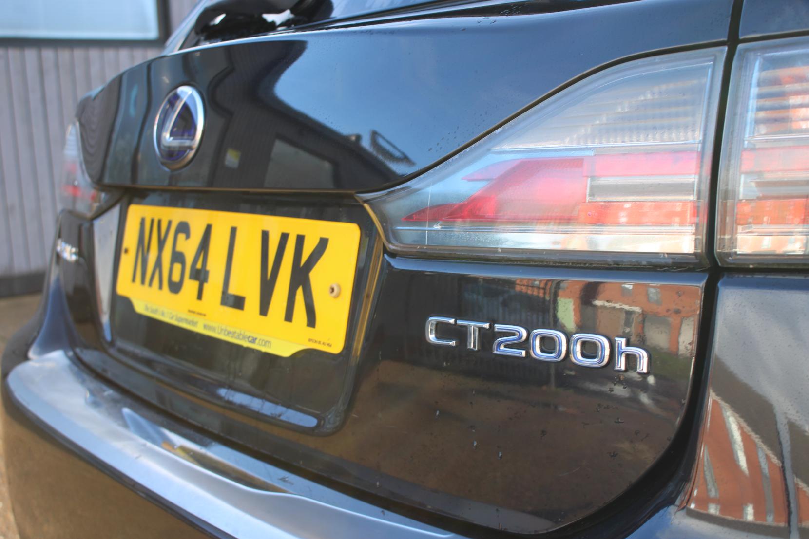 Lexus CT 1.8 200h Advance Hatchback 5dr Petrol Hybrid CVT Euro 6 (s/s) (136 ps)