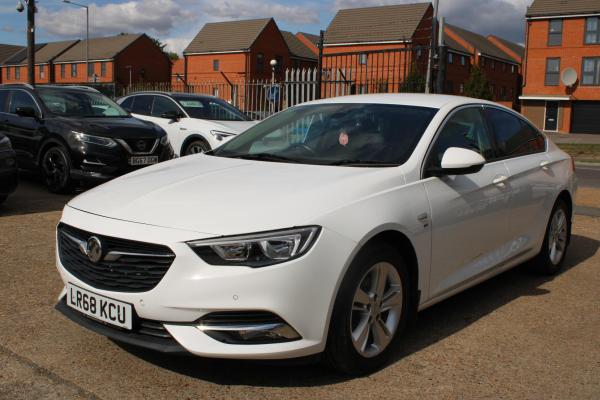 Vauxhall Insignia 1.5i Turbo GPF SRi Nav Grand Sport 5dr Petrol Manual Euro 6 (s/s) (165 ps)