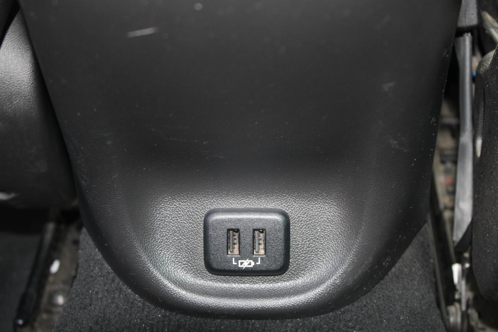 Vauxhall Insignia 1.5i Turbo GPF SRi Nav Grand Sport 5dr Petrol Manual Euro 6 (s/s) (165 ps)