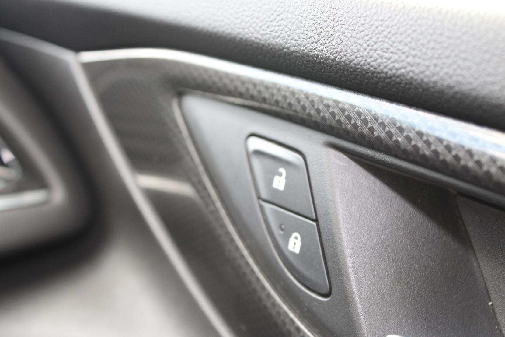 Vauxhall Insignia 1.5i Turbo GPF SRi Nav Grand Sport 5dr Petrol Manual Euro 6 (s/s) (165 ps)