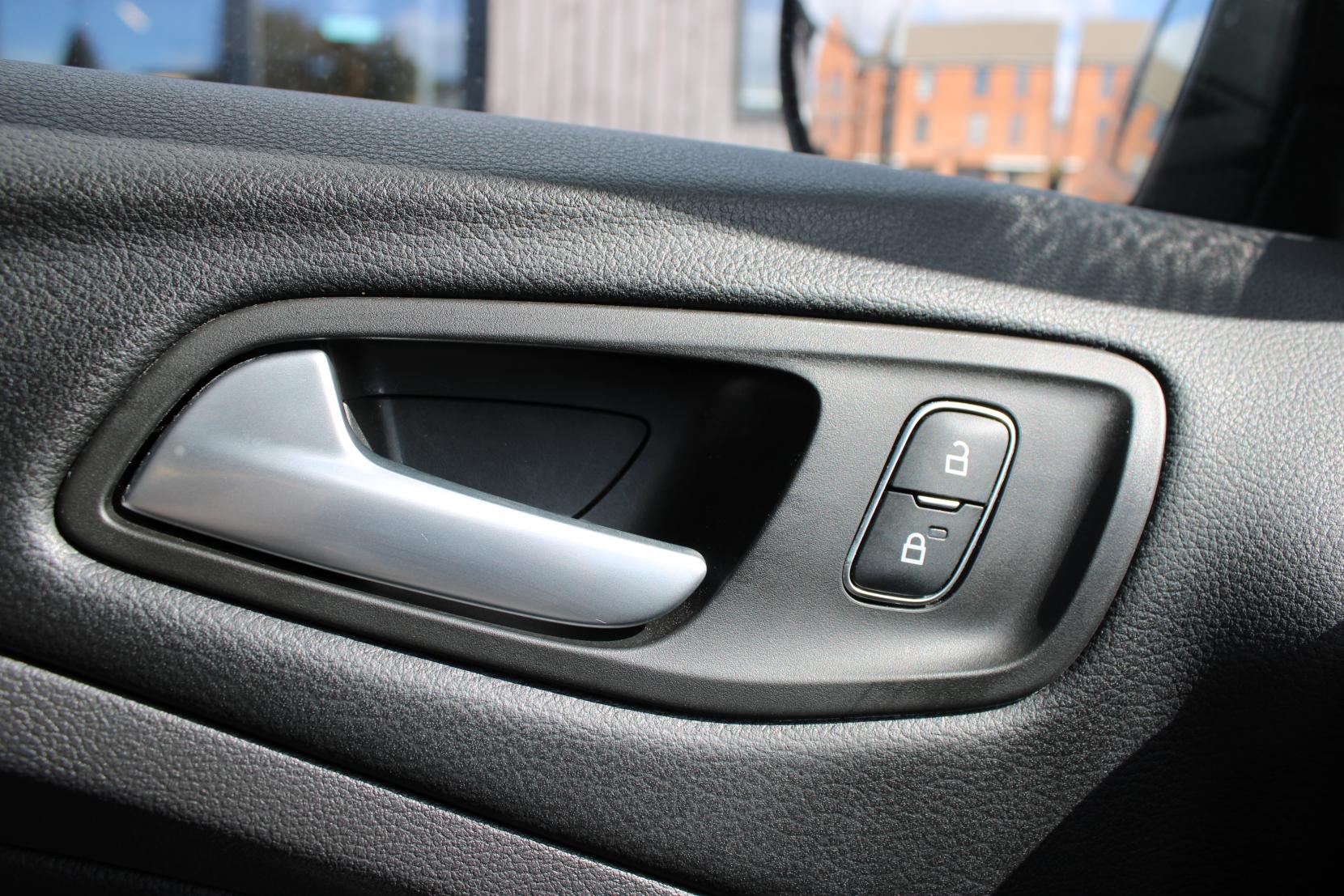 Ford Kuga 1.5T EcoBoost GPF ST-Line SUV 5dr Petrol Manual Euro 6 (s/s) (150 ps)