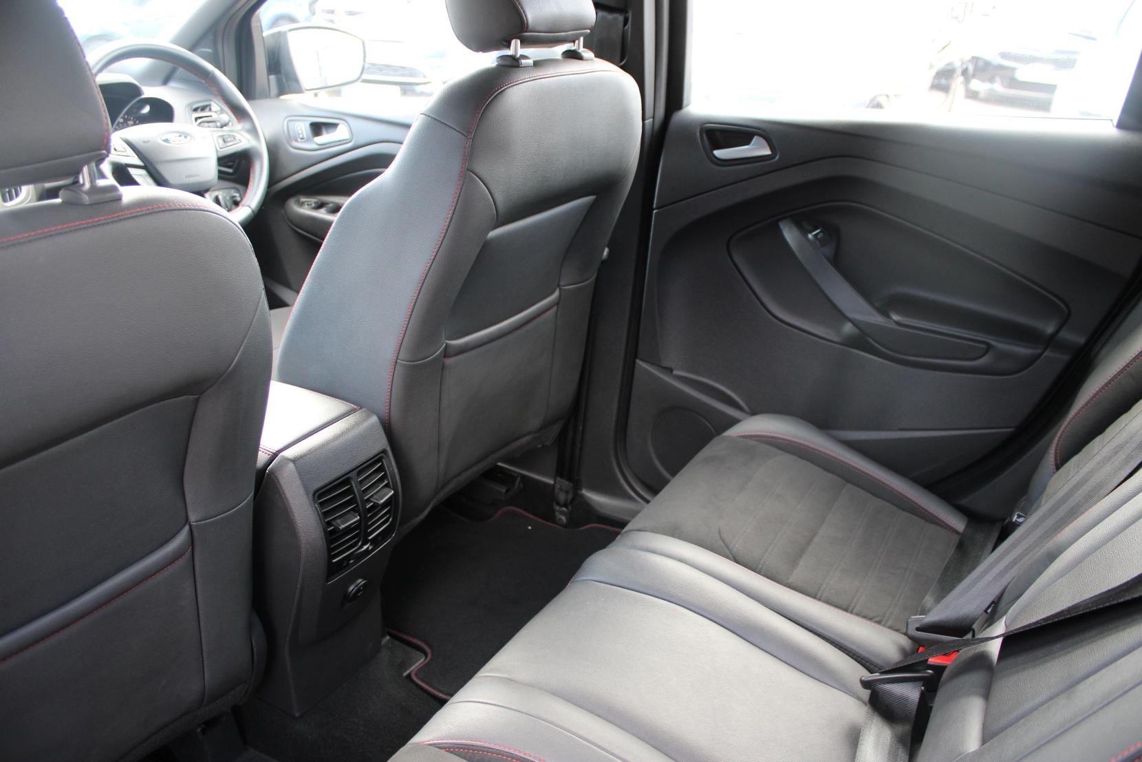 Ford Kuga 1.5T EcoBoost GPF ST-Line SUV 5dr Petrol Manual Euro 6 (s/s) (150 ps)