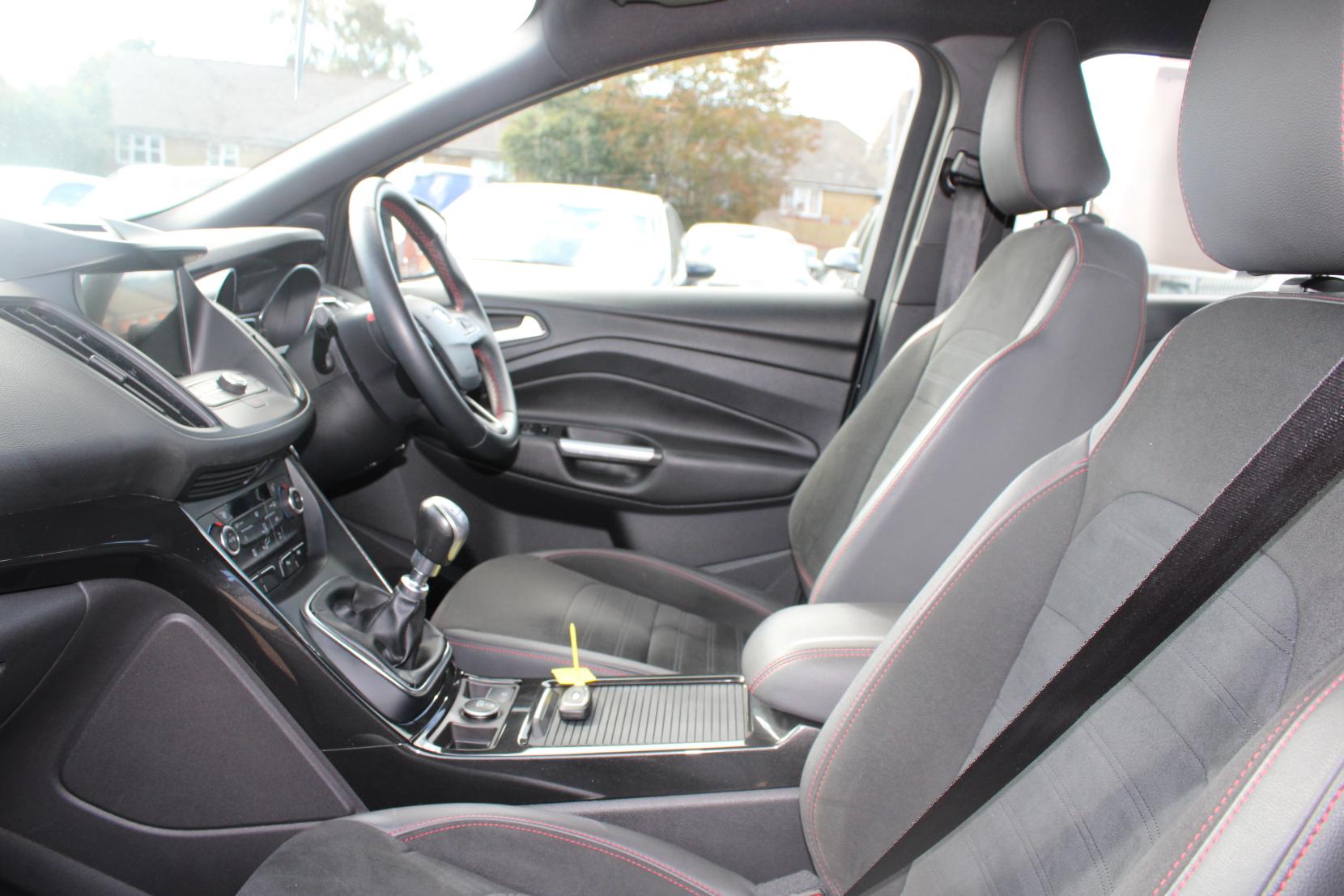 Ford Kuga 1.5T EcoBoost GPF ST-Line SUV 5dr Petrol Manual Euro 6 (s/s) (150 ps)