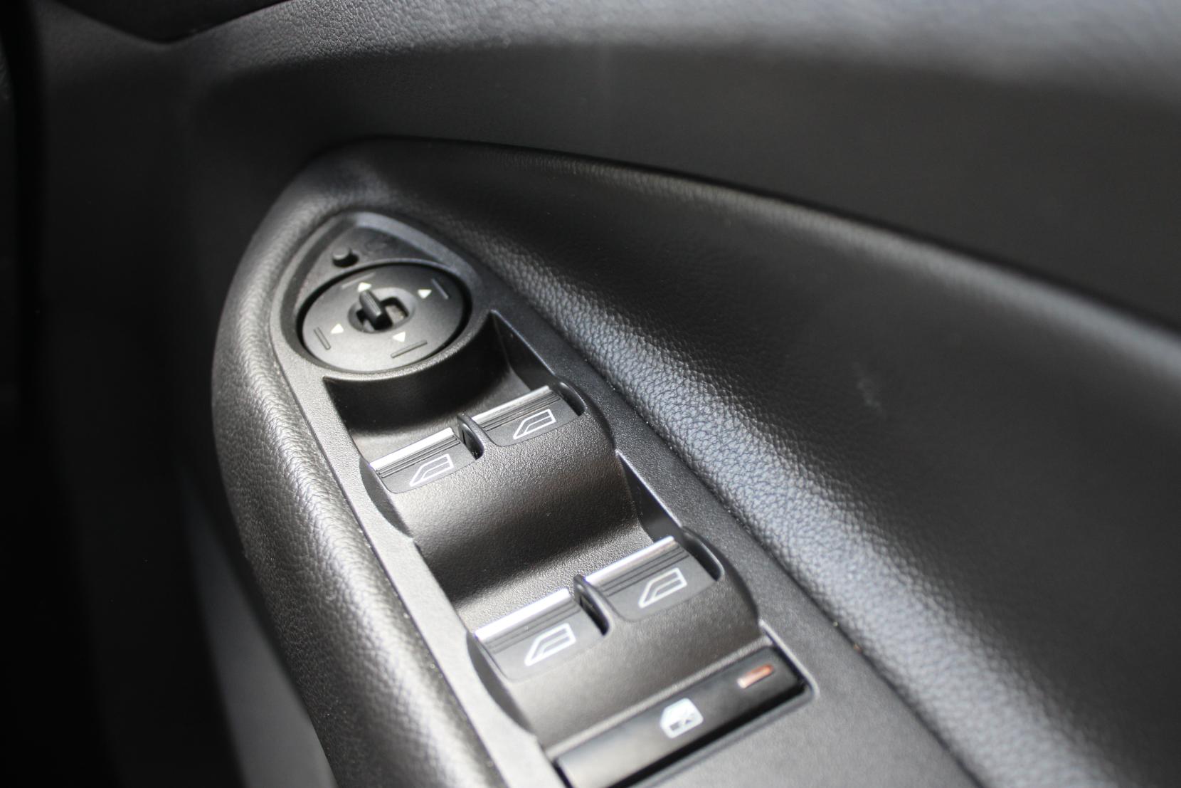Ford Kuga 1.5T EcoBoost GPF ST-Line SUV 5dr Petrol Manual Euro 6 (s/s) (150 ps)