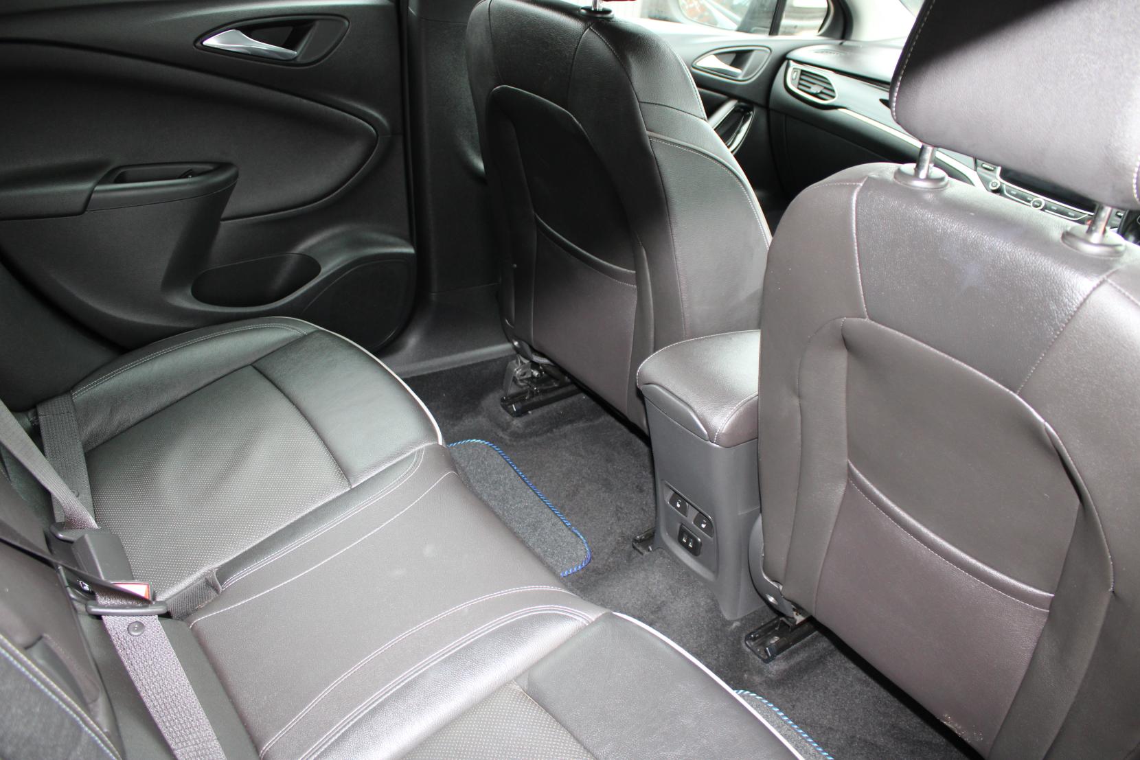 Vauxhall Astra 1.4i Turbo Elite Nav Hatchback 5dr Petrol Manual Euro 6 (150 ps)