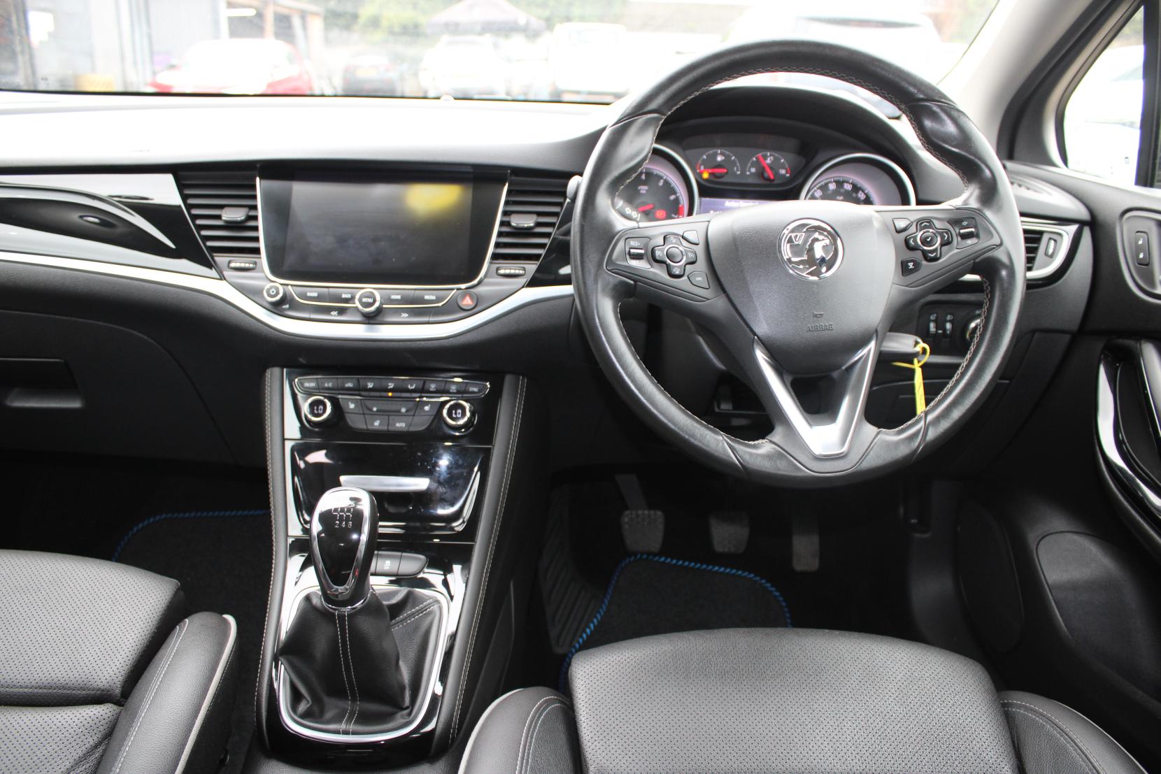 Vauxhall Astra 1.4i Turbo Elite Nav Hatchback 5dr Petrol Manual Euro 6 (150 ps)