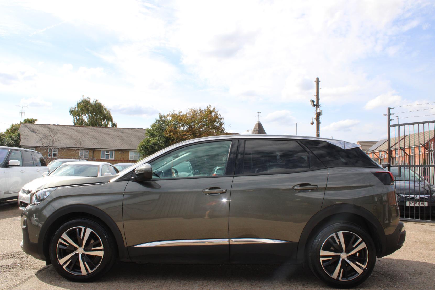 Peugeot 3008 1.2 PureTech Allure SUV 5dr Petrol EAT Euro 6 (s/s) (130 ps)