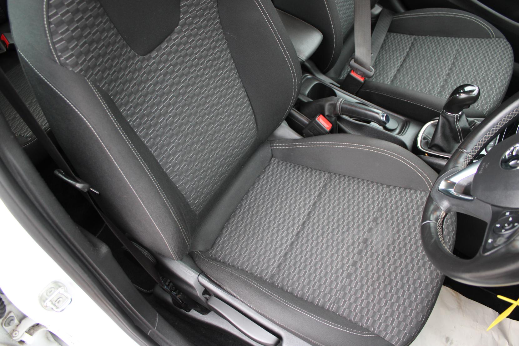 Vauxhall Astra 1.4i Turbo SRi Nav Hatchback 5dr Petrol Manual Euro 6 (150 ps)