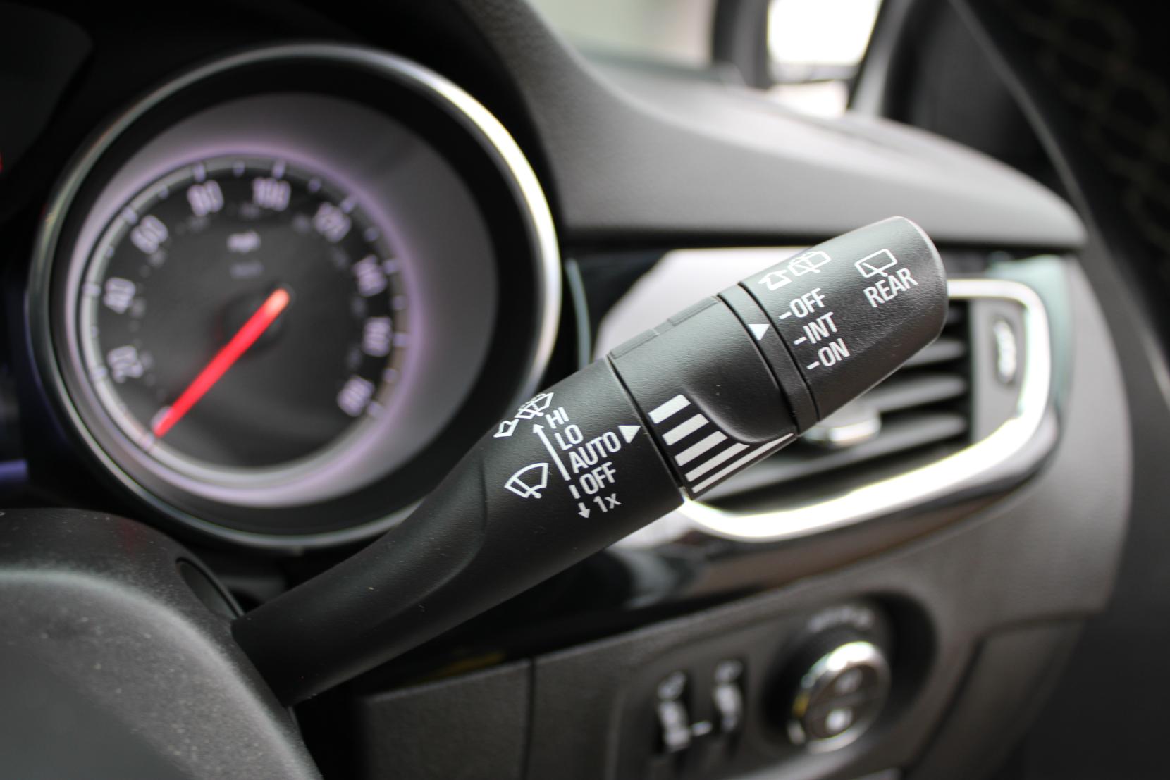 Vauxhall Astra 1.4i Turbo SRi Nav Hatchback 5dr Petrol Manual Euro 6 (150 ps)