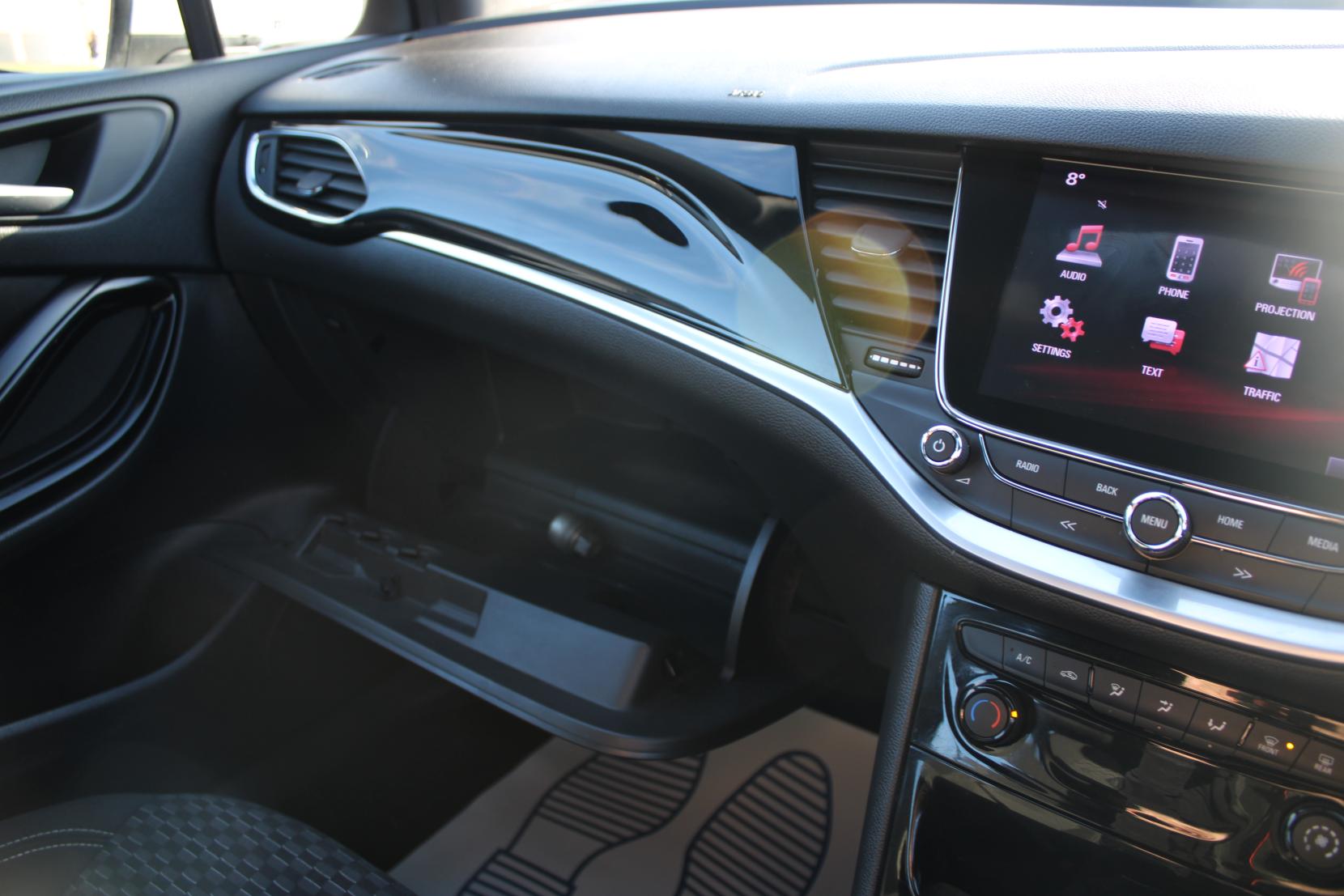 Vauxhall Astra 1.4i Turbo SRi Nav Hatchback 5dr Petrol Manual Euro 6 (150 ps)