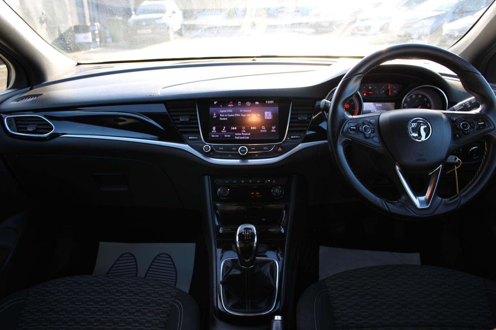 Vauxhall Astra 1.4i Turbo SRi Nav Hatchback 5dr Petrol Manual Euro 6 (150 ps)