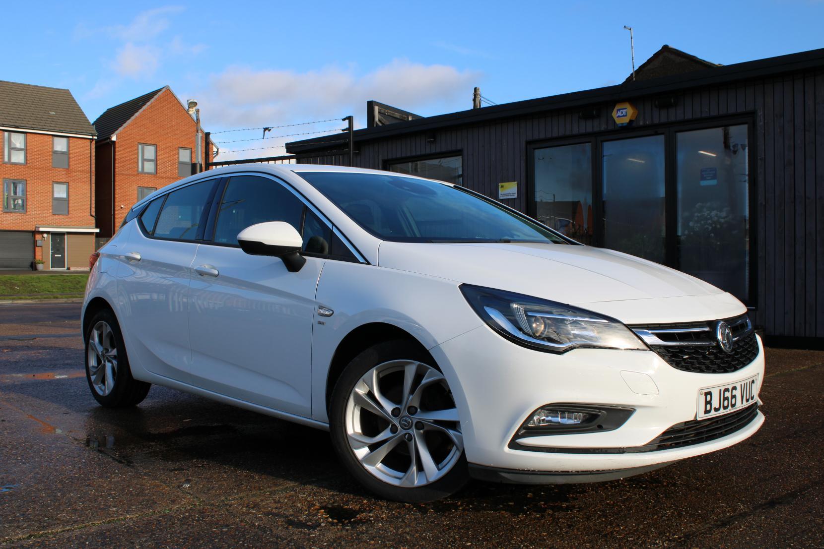 Vauxhall Astra 1.4i Turbo SRi Nav Hatchback 5dr Petrol Manual Euro 6 (150 ps)