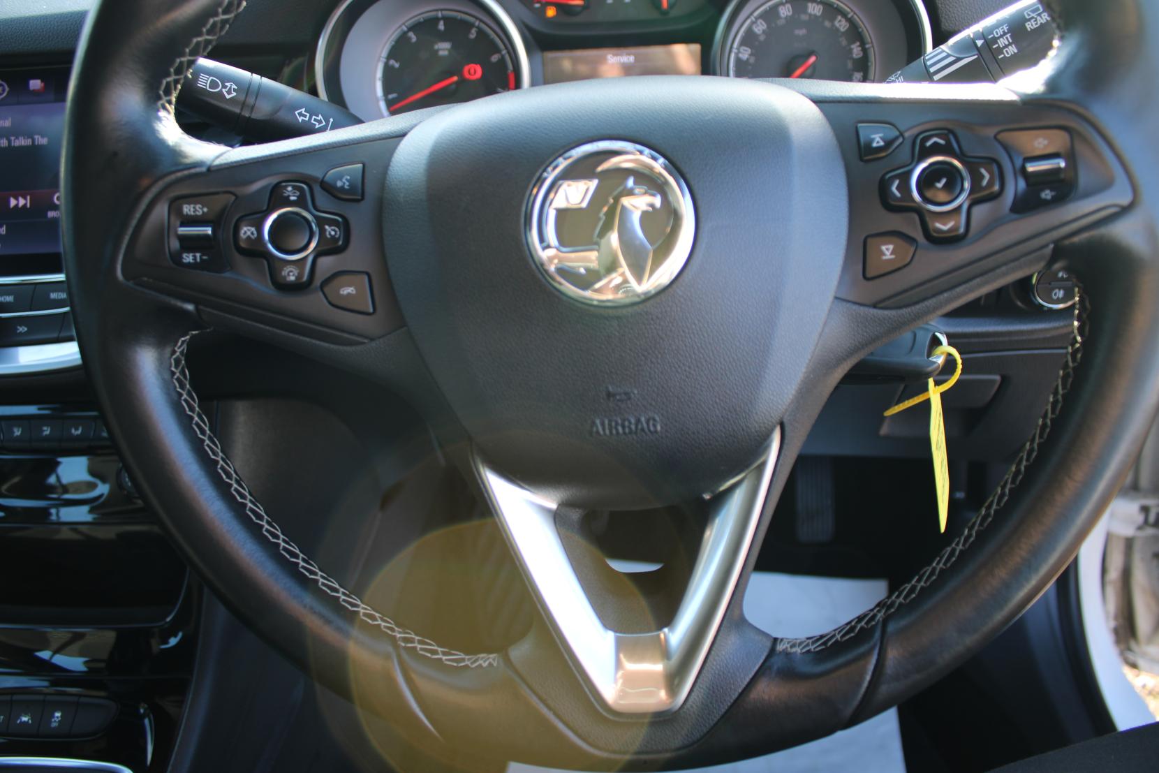 Vauxhall Astra 1.4i Turbo SRi Nav Hatchback 5dr Petrol Manual Euro 6 (150 ps)