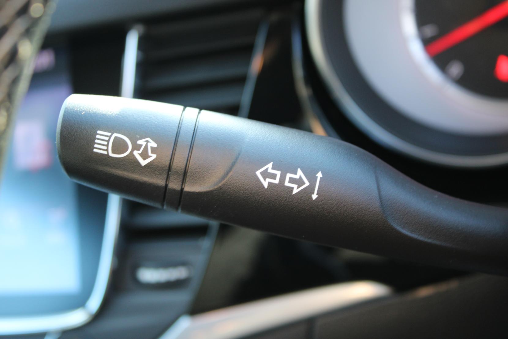 Vauxhall Astra 1.4i Turbo SRi Nav Hatchback 5dr Petrol Manual Euro 6 (150 ps)